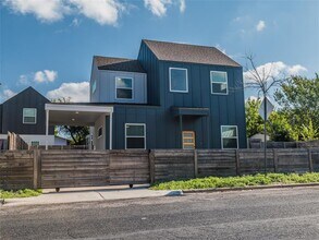 1004 Wheatley Ave in Austin, TX - Building Photo - Building Photo