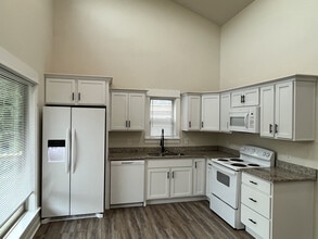7002 Old Tom Box Rd, Unit A in Jacksonville, AR - Building Photo - Building Photo
