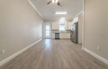 1822 15th St in Gulfport, MS - Building Photo - Building Photo