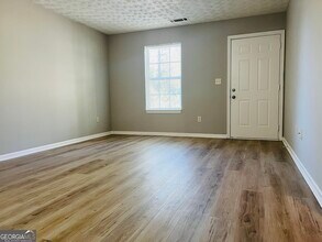 105 Granite St in Hogansville, GA - Building Photo - Building Photo