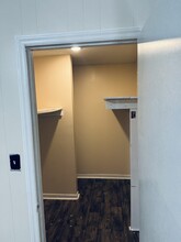 3990 Bradford Ct in Winston-Salem, NC - Foto de edificio - Building Photo