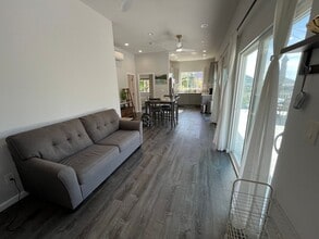 1181 Lunalilo Home Rd in Honolulu, HI - Building Photo - Building Photo