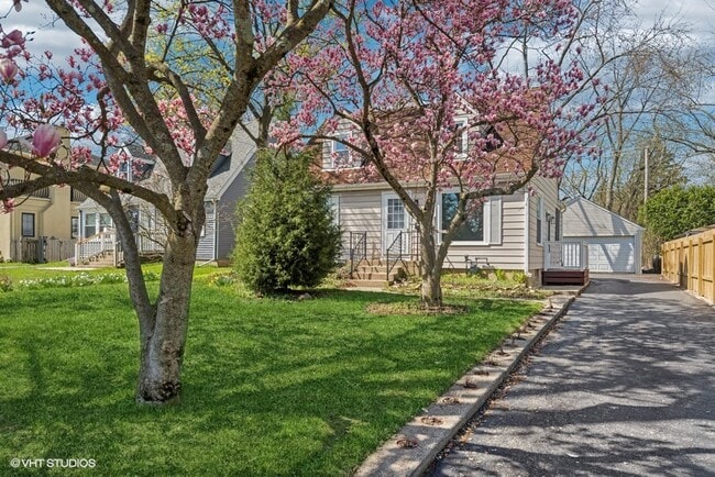 property at 1552 McCraren Rd
