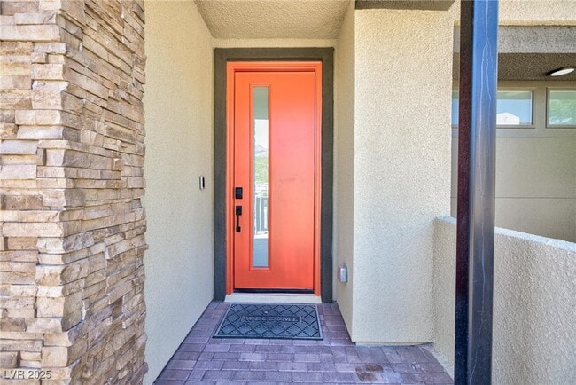 property at 836 Carlon Hls Ave
