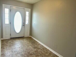 218 Trish Dr in Crestview, FL - Building Photo - Building Photo