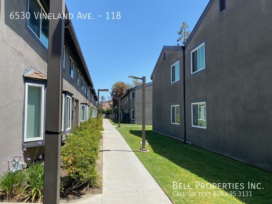 6530 Vineland Ave-Unit -118 in Los Angeles, CA - Building Photo