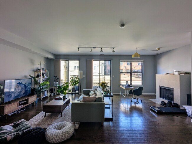 2518 N Willetts Ct in Chicago, IL - Building Photo - Building Photo
