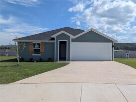 1040 Rently St in Prairie Grove, AR - Building Photo