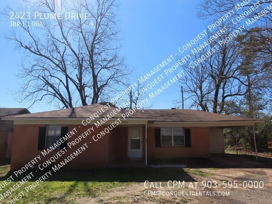 2423 Plume Dr in Tyler, TX - Building Photo