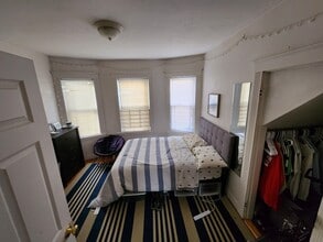 51 Gardner St, Unit 1T in Boston, MA - Building Photo - Building Photo