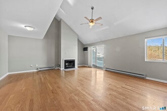 187 Lovers Ln in Torrington, CT - Building Photo - Building Photo