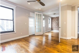 East 18th Street, Unit 4C in New York, NY - Foto de edificio - Building Photo