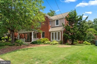 621 S Taylor St in Arlington, VA - Building Photo - Building Photo