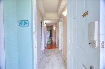 5123 Melbourne St in Port Charlotte, FL - Building Photo - Building Photo