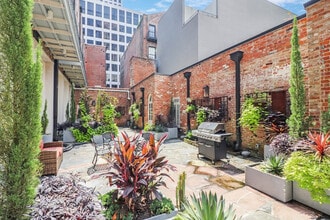 822 Perdido St in New Orleans, LA - Building Photo - Building Photo