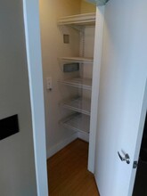 505 E 6th St-Unit -1 in Charlotte, NC - Building Photo - Building Photo
