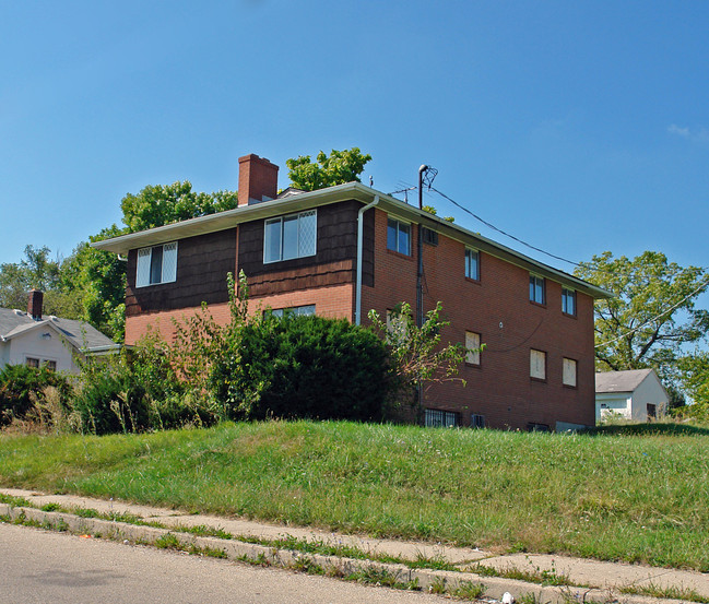 29 S Decker Ave in Dayton, OH - Foto de edificio - Building Photo