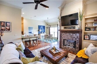 109 Runner's Way in Canton, MS - Building Photo - Building Photo