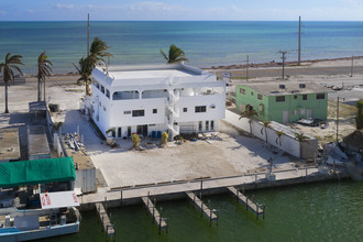 74560 Overseas Hwy in Islamorada, FL - Building Photo - Other