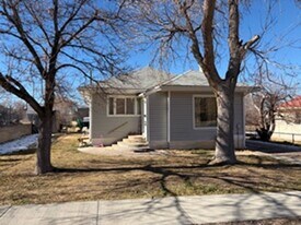 292 S 400 E in Cedar City, UT - Building Photo