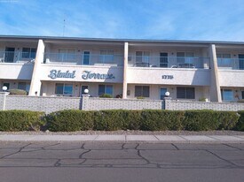 1775 Bimini Ln in Lake Havasu City, AZ - Building Photo