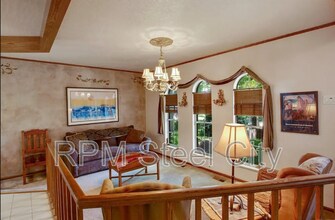 2541 Taylor Ln in Pueblo, CO - Building Photo - Building Photo