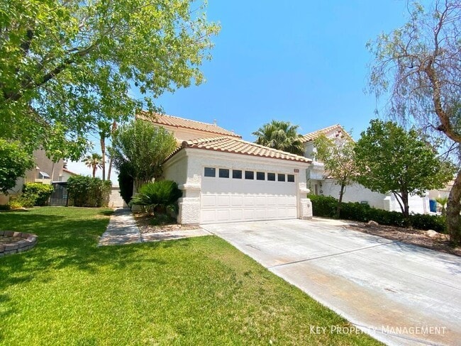 8316 Cove Landing Ave in Las Vegas, NV - Building Photo - Building Photo