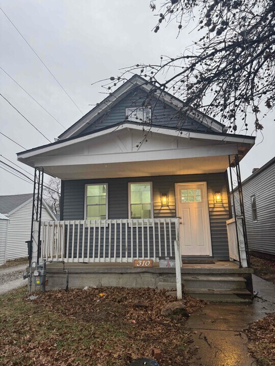 310 W Florida St in Evansville, IN - Building Photo