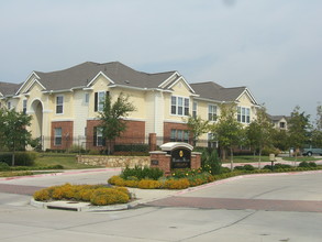 Marbella Villas at Indian Creek in Carrollton, TX - Building Photo - Building Photo