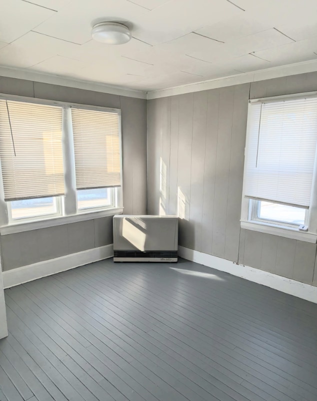 24 High St, Unit A in Sabattus, ME - Foto de edificio - Building Photo