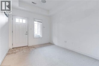 362 Plains Rd E in Burlington, ON - Building Photo - Building Photo