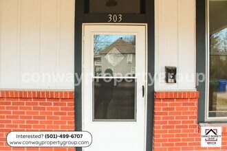 303 Ash St in Conway, AR - Building Photo - Building Photo