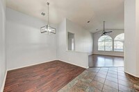 16833 Luckenwald Dr in Round Rock, TX - Building Photo - Building Photo