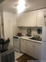 49 Gloucester St, Unit 5 in Boston, MA - Building Photo