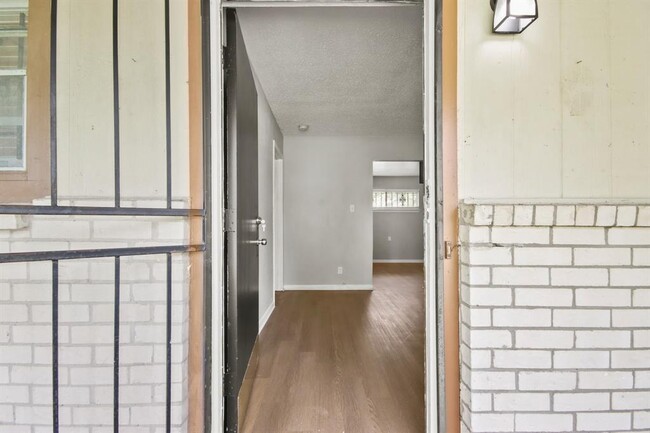 7306 Parker Rd in Houston, TX - Building Photo - Building Photo