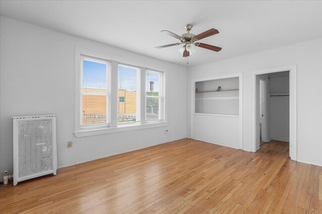 1634 W Morse Ave, Unit 310 in Chicago, IL - Building Photo - Building Photo