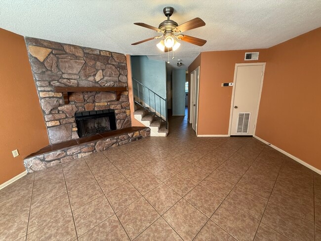 2331 Justin Ln in Harvey, LA - Building Photo - Building Photo