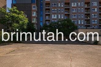 243 S 300 E in Salt Lake City, UT - Building Photo - Building Photo