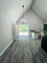 908 Spanish Oak Dr in Hinesville, GA - Building Photo - Building Photo