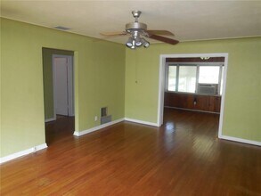 819 40th Ave N in St. Petersburg, FL - Building Photo - Building Photo