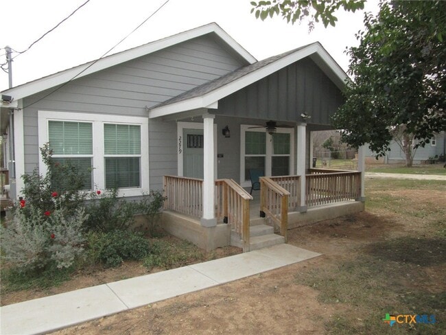 property at 2279 Eastman Ave