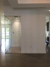 8258 NW 33rd Terrace in Doral, FL - Building Photo - Building Photo