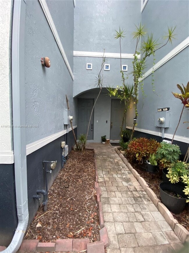 3503 NW 14th Ct in Lauderhill, FL - Building Photo - Building Photo