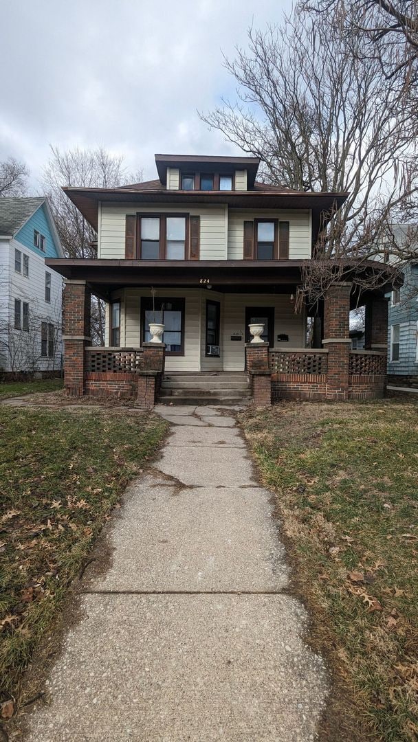 property at 824 19th St
