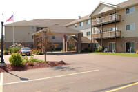 Wildwood Regency House in Marshfield, WI - Foto de edificio - Building Photo