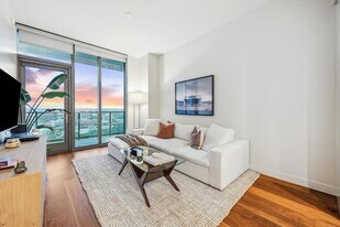 44 East Ave, Unit 2304 in Austin, TX - Building Photo