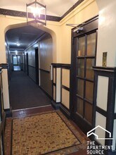 948 W Cuyler Ave, Unit 314 in Chicago, IL - Building Photo - Building Photo