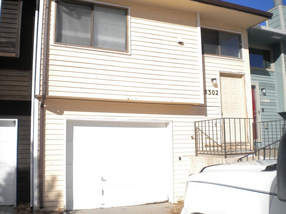 5302 Imperial Ct in Cheyenne, WY - Building Photo