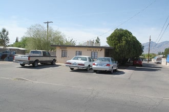 4131-4139 E Fairmount St in Tucson, AZ - Building Photo - Building Photo