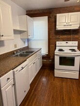1360 S High St, Unit 2nd floor in Columbus, OH - Building Photo - Building Photo